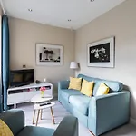Stylish Fulham Flat With Patio