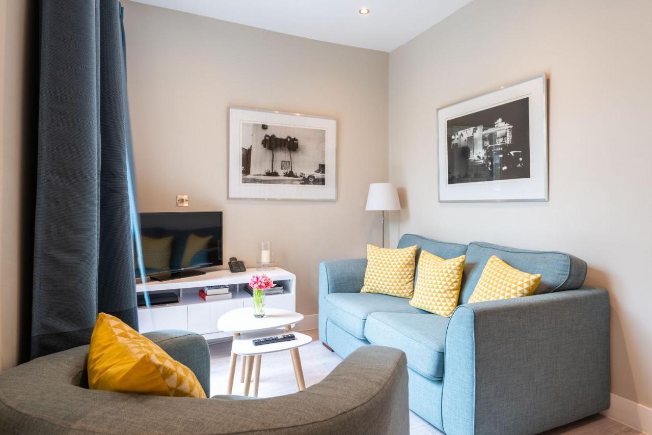 Stylish Fulham Flat With Patio Londra